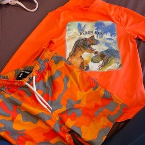 2-3T - camo and Dino 🦕 swimsuit